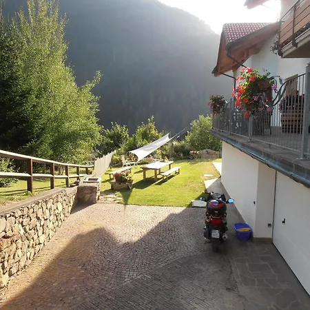 Bed & Breakfast Baita Scaia *
